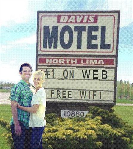Davis Motel North Lima Exterior photo